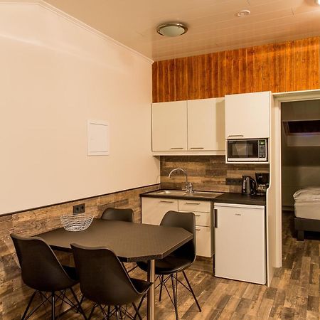 Lava Apartments & Rooms Акурейри Екстериор снимка