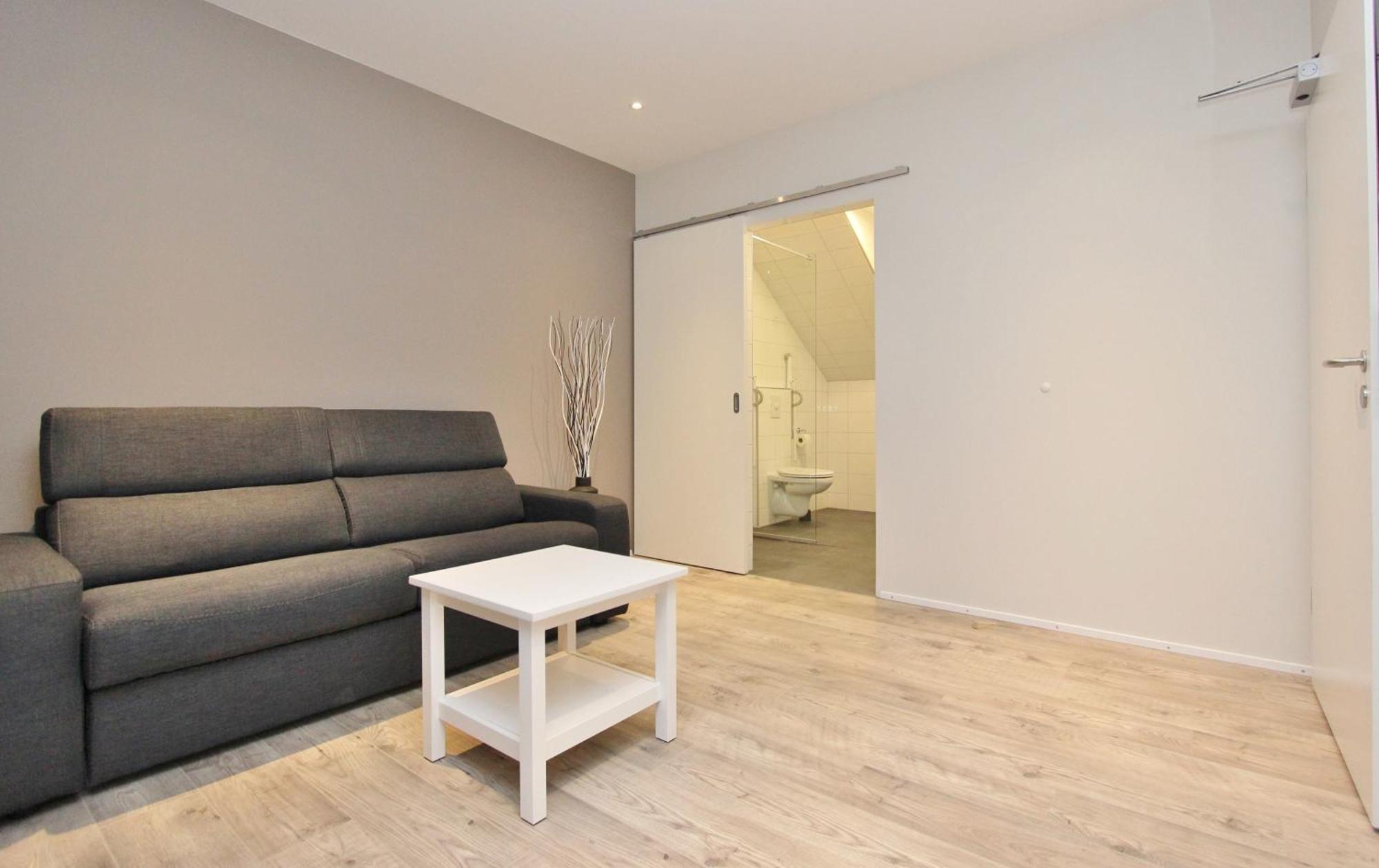 Lava Apartments & Rooms Акурейри Екстериор снимка
