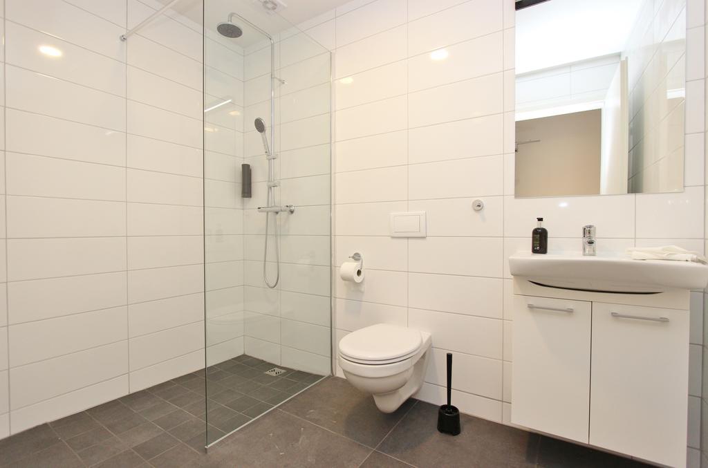 Lava Apartments & Rooms Акурейри Екстериор снимка