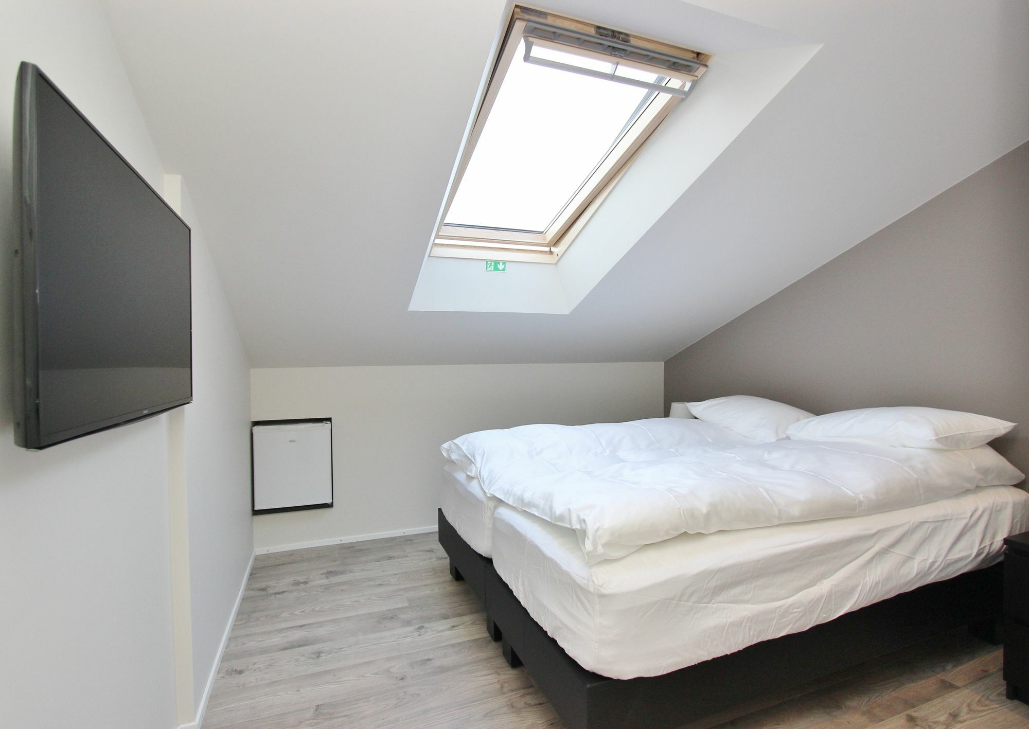 Lava Apartments & Rooms Акурейри Екстериор снимка