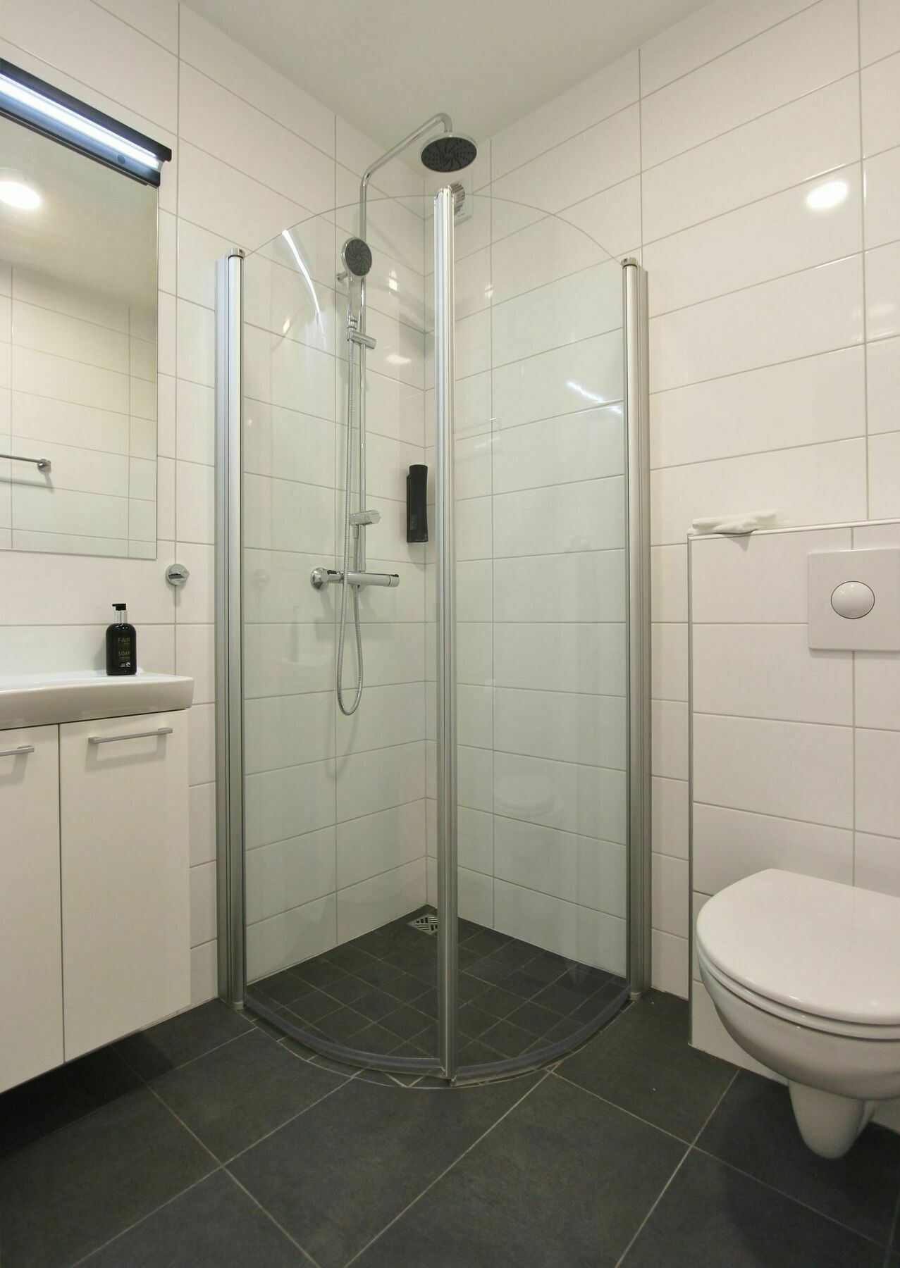 Lava Apartments & Rooms Акурейри Екстериор снимка