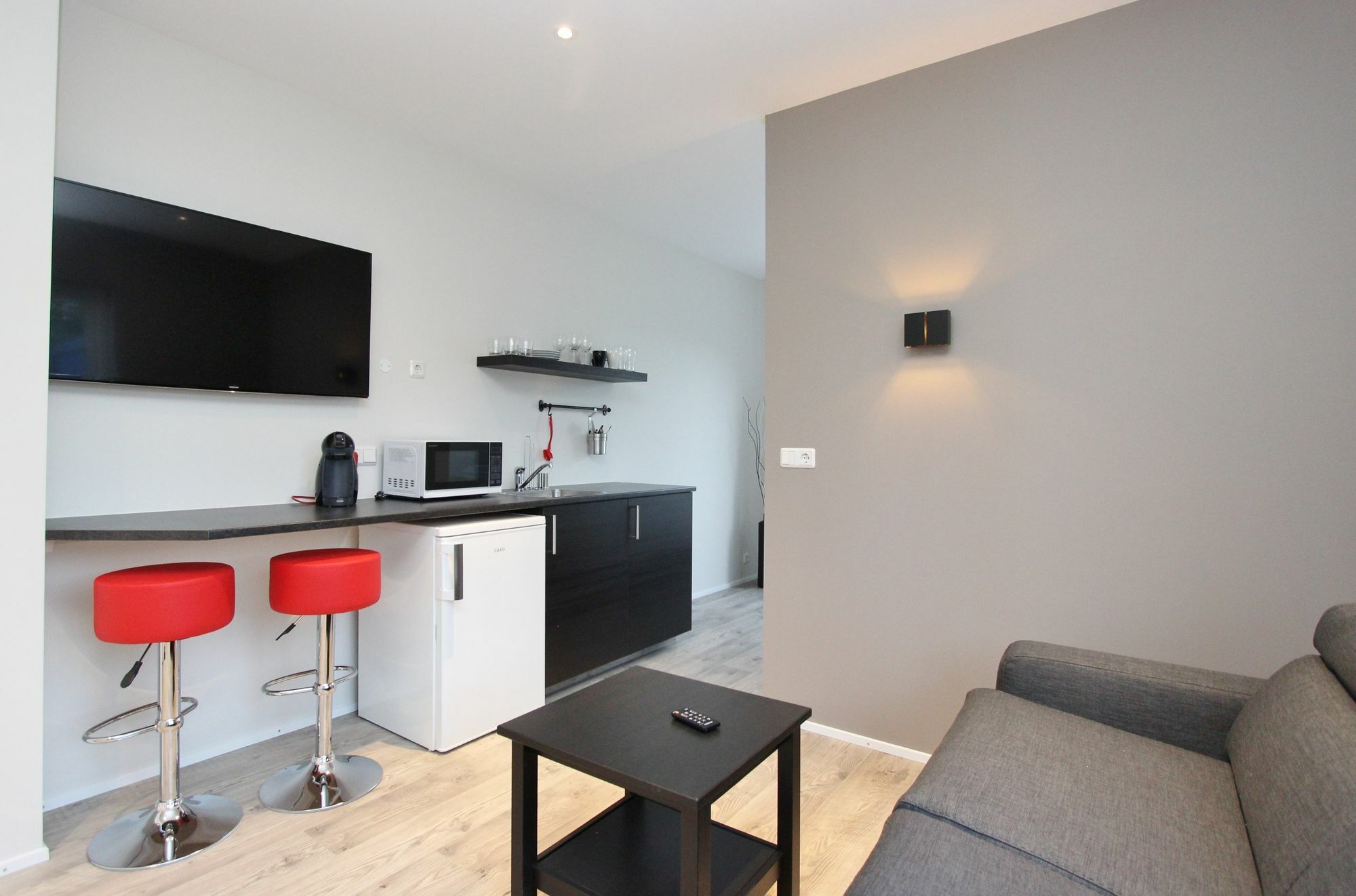 Lava Apartments & Rooms Акурейри Екстериор снимка